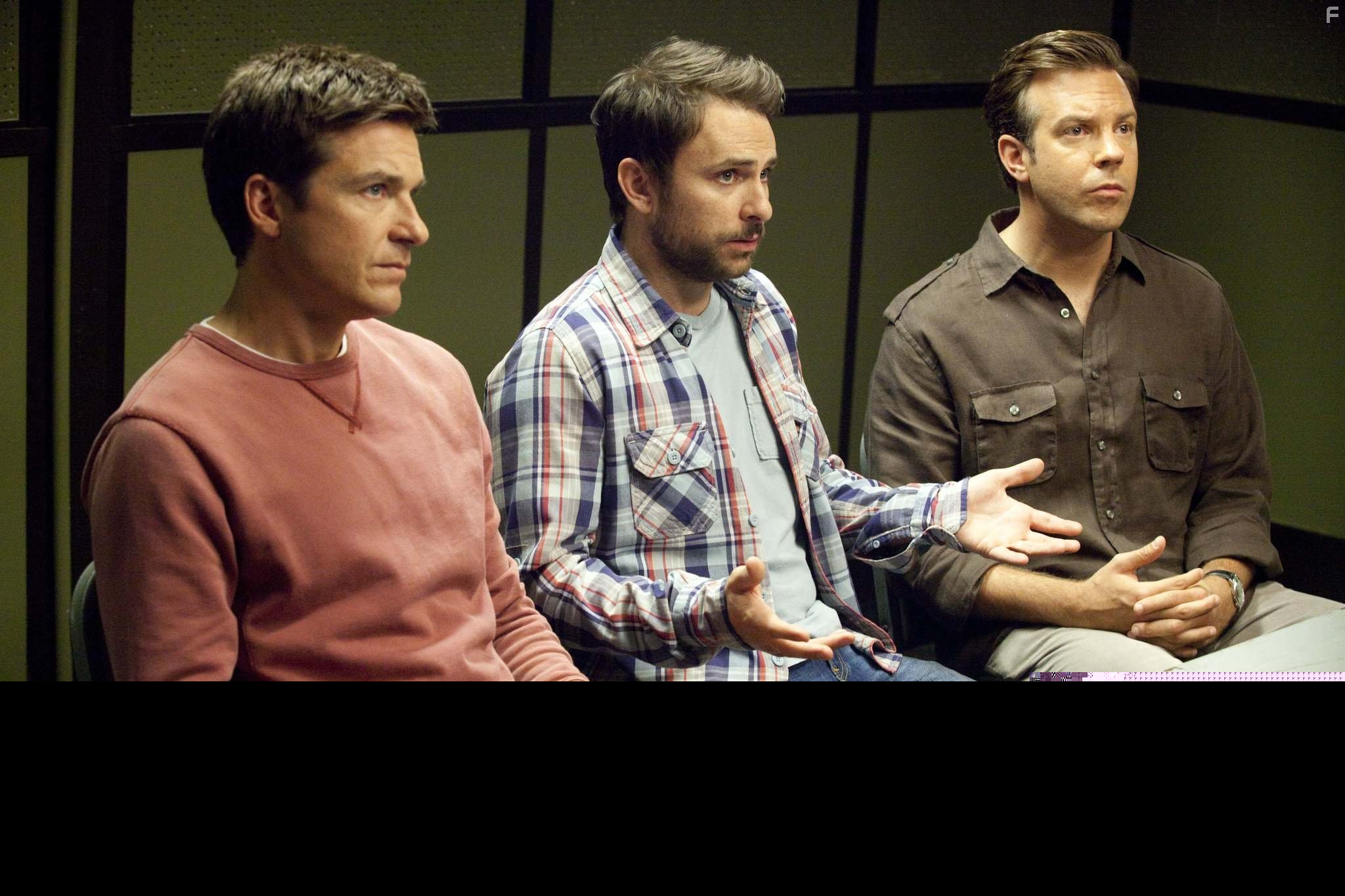 Jason Bateman, Charlie Day, and Jason Sudeikis in Несносные боссы (2011)