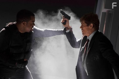 Ice Cube (l) and Willem Dafoe star in Revolution Studios' new action thriller XXX: State of the Union.