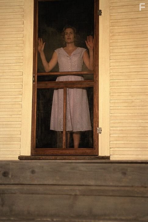 Catherine Dent in Похищенный (2002)