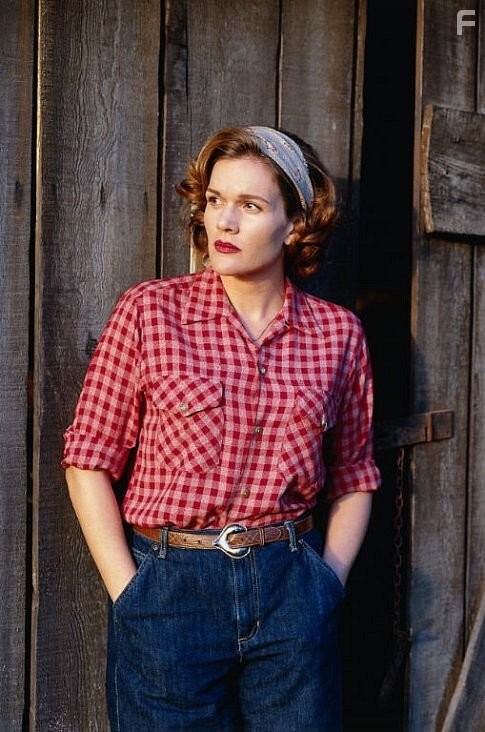 Catherine Dent in Похищенный (2002)