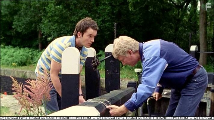 Gareth David-Lloyd in Розмари и Тайм (2003)