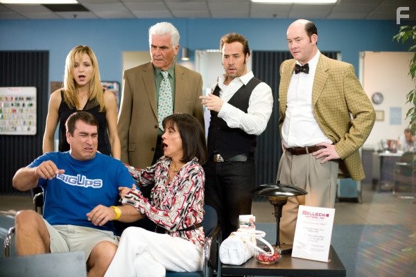 James Brolin, Jeremy Piven, David Koechner, Jordana Spiro, and Rob Riggle in Продавец (2009)