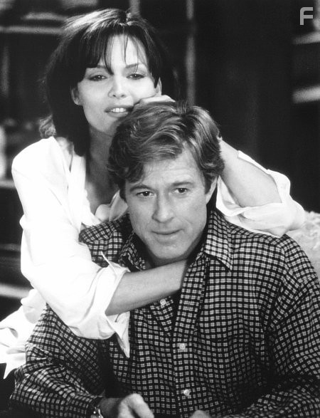Michelle Pfeiffer and Robert Redford in Близко к сердцу (1996)