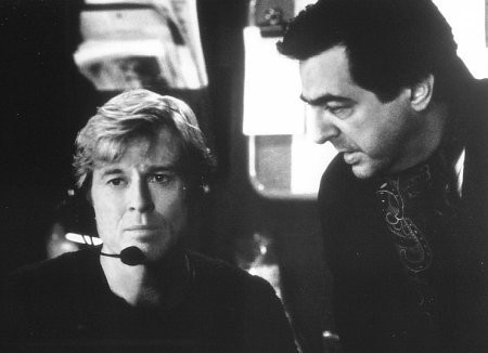 Robert Redford and Joe Mantegna in Близко к сердцу (1996)