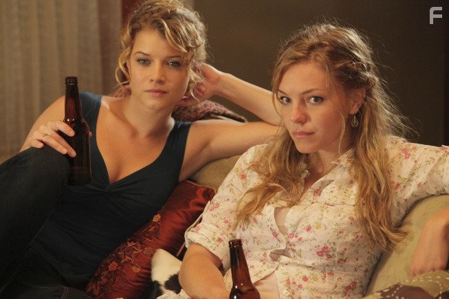 Sarah Jones and Eloise Mumford in Lone Star (2010)