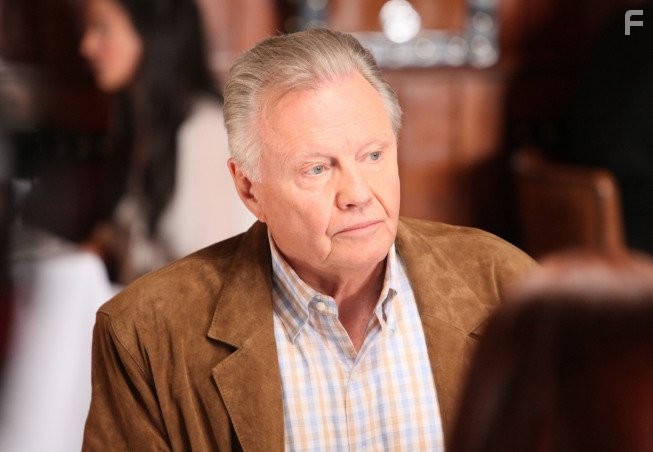 Jon Voight in Lone Star (2010)