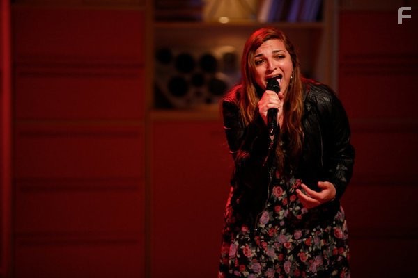 Aylin Bayramoglu in Проект 'Лузеры' (2011)