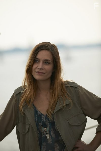 Kathleen Munroe in Люди Альфа (2011)