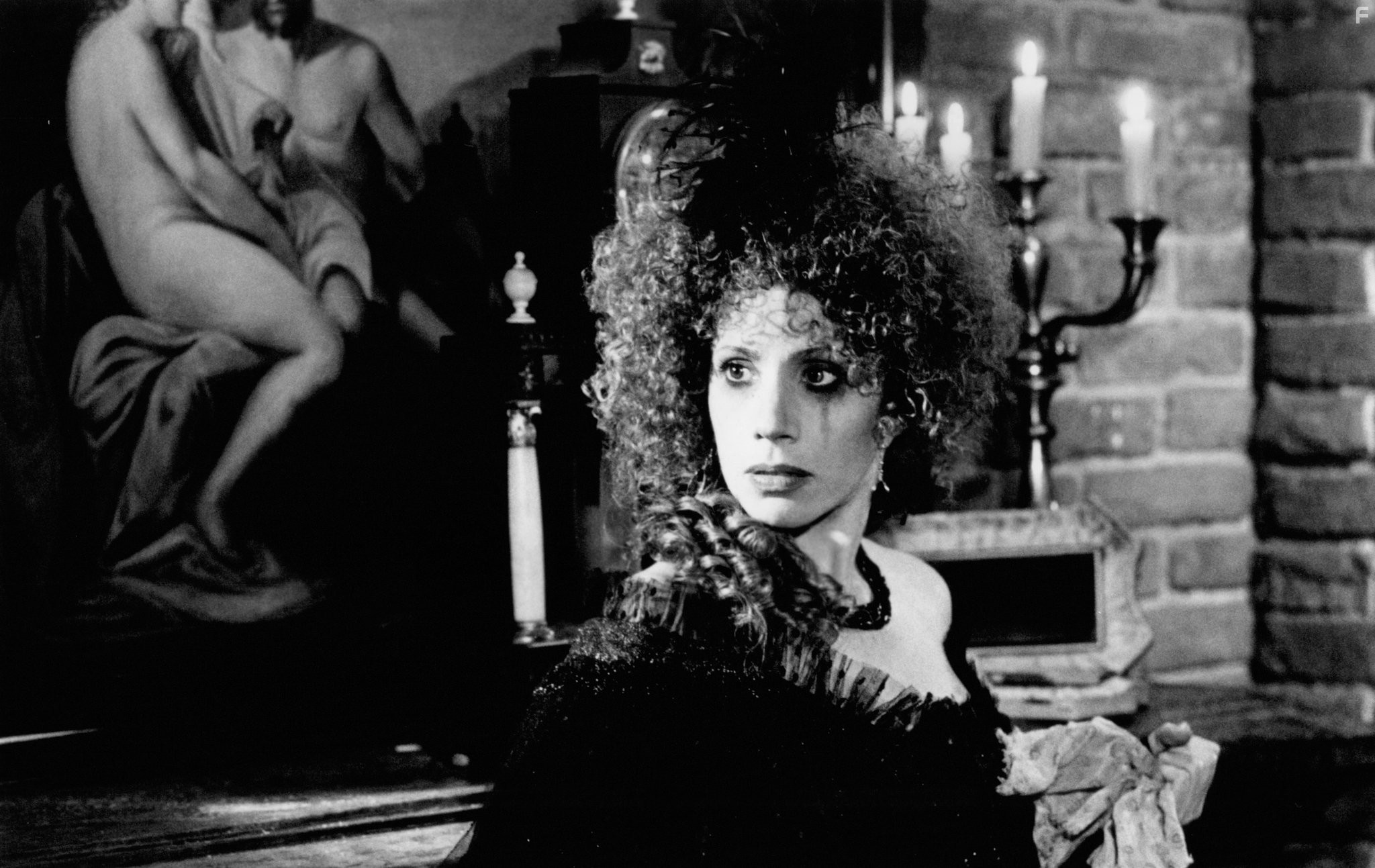 Julia Migenes in Mack the Knife (1989)