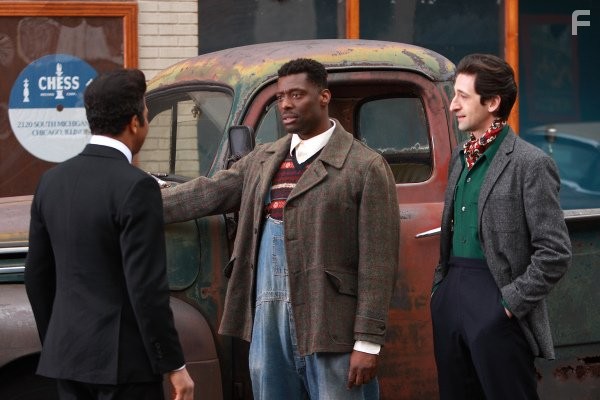 Adrien Brody and Eamonn Walker in Кадиллак Рекордс (2008)