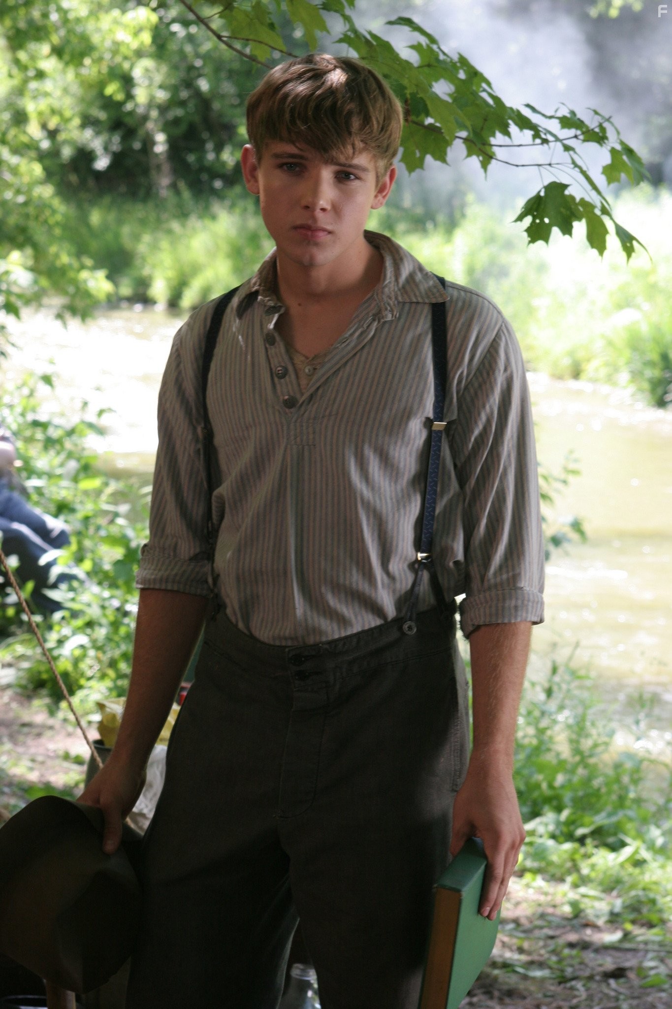 Max Thieriot in Кит Киттредж: Загадка американской девочки (2008)