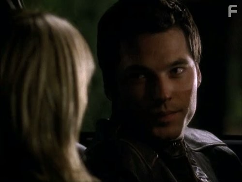 Tim Rozon in Звезда-малолетка (2004)