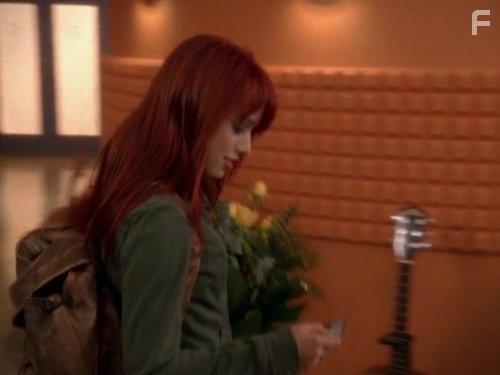 Alexz Johnson in Звезда-малолетка (2004)