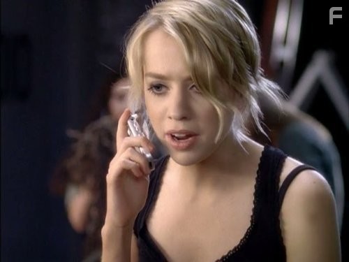Alexz Johnson in Звезда-малолетка (2004)