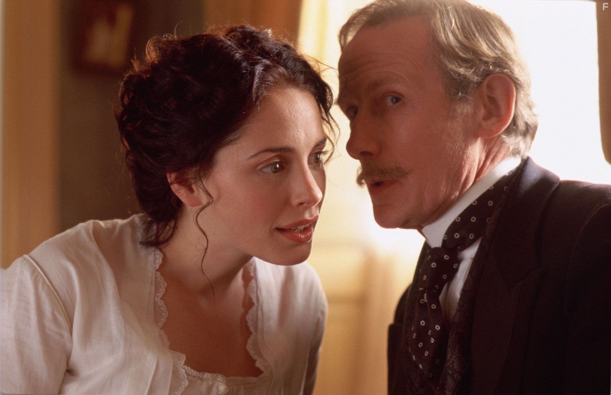 Laura Fraser and Bill Nighy in He Knew He Was Right (2004)