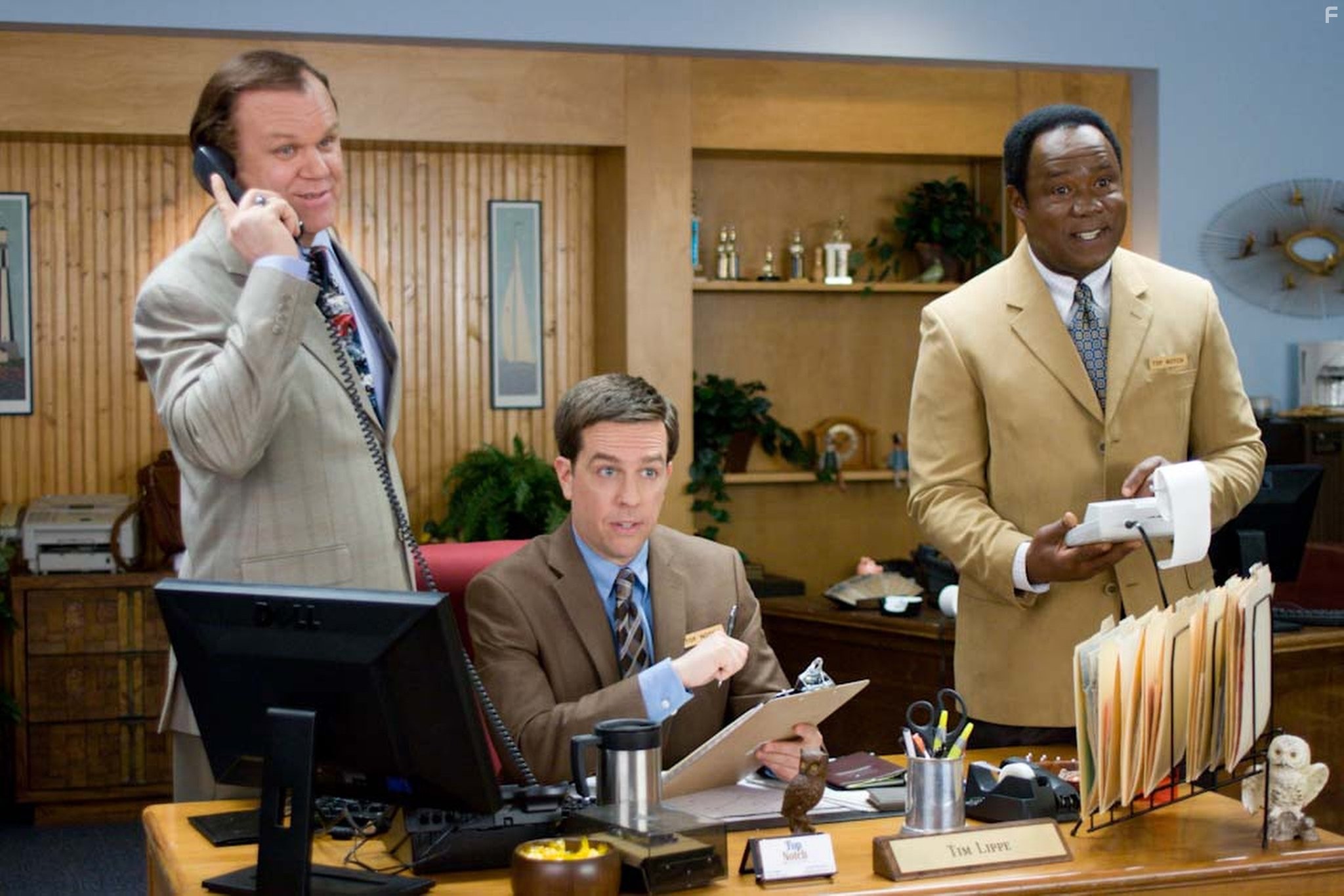 John C. Reilly, Isiah Whitlock Jr., and Ed Helms in Совсем не бабник (2011)
