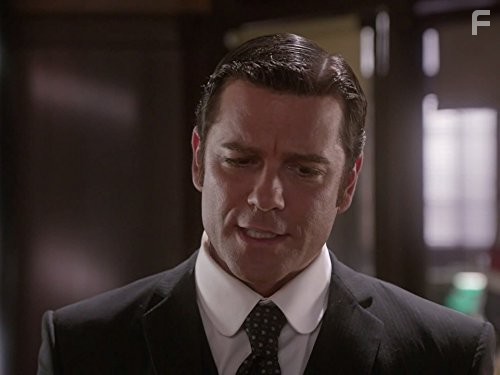 Yannick Bisson in Расследования Мердока (2008)