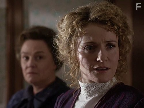 Helene Joy in Расследования Мердока (2008)
