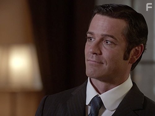 Yannick Bisson in Расследования Мердока (2008)