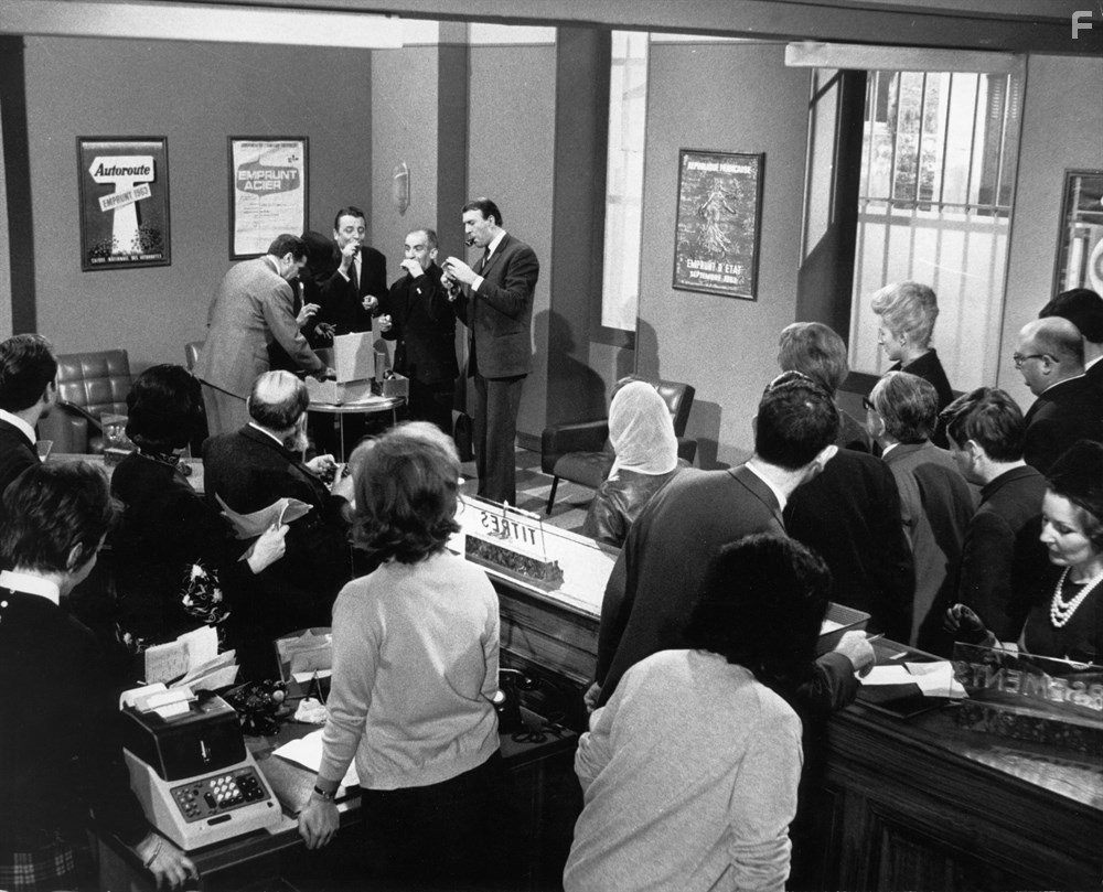 Louis de Fun?s and Jean-Pierre Marielle in Let's Rob the Bank (1964)
