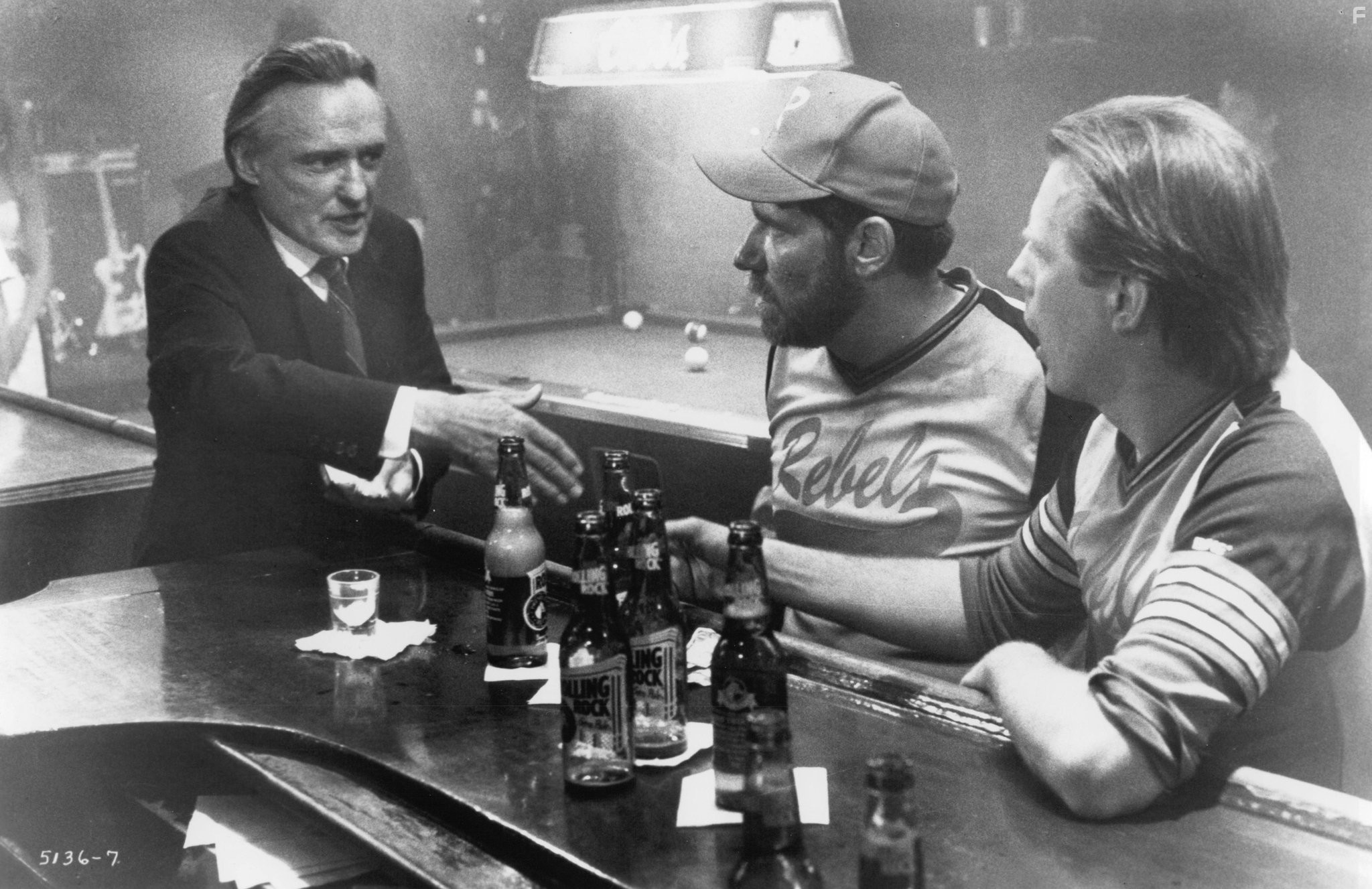 Dennis Hopper, Richard Masur, and Michael McKean in Флэшбэк (1990)