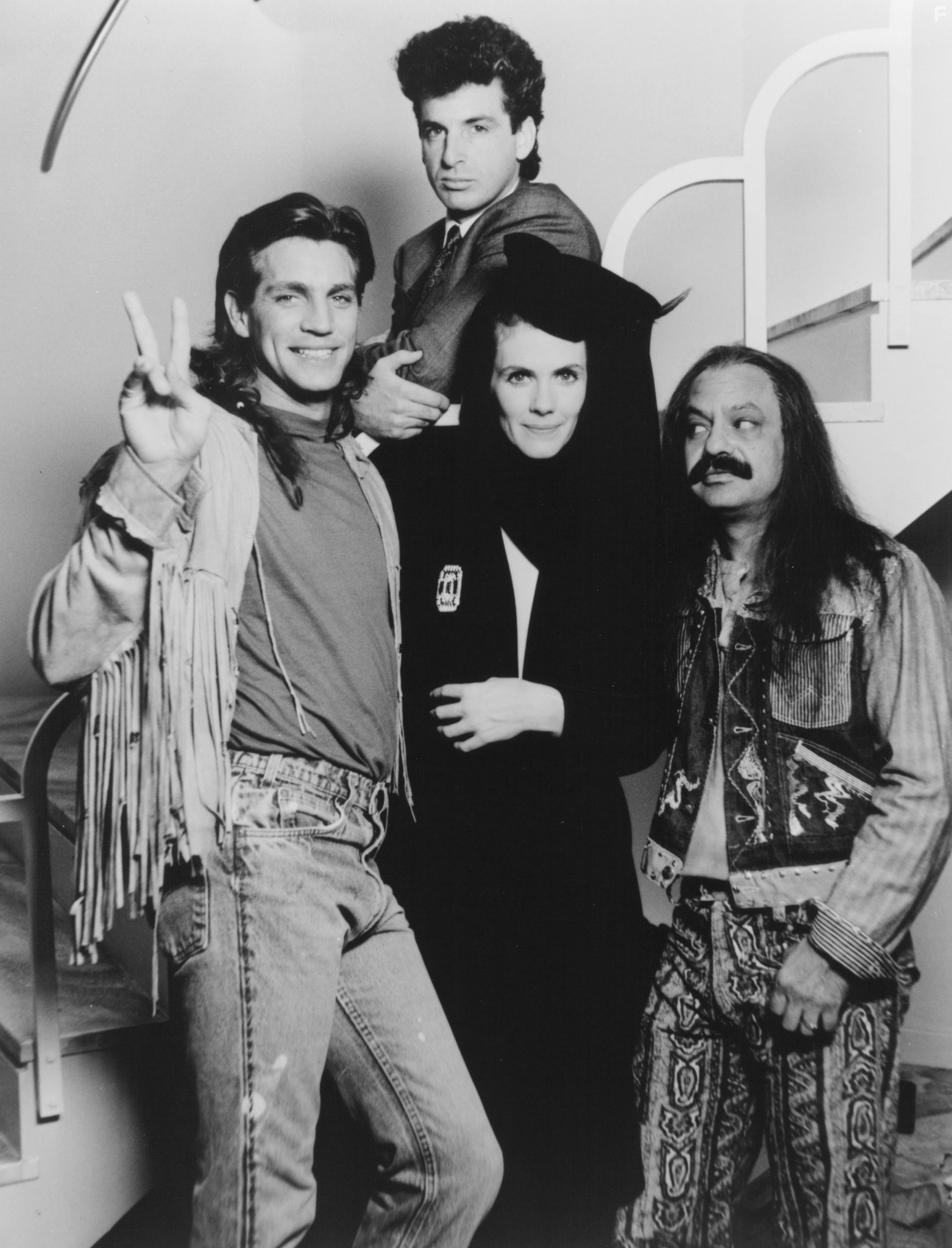 Eric Roberts, Robert Carradine, Cheech Marin, and Julie Hagerty in Rude Awakening (1989)