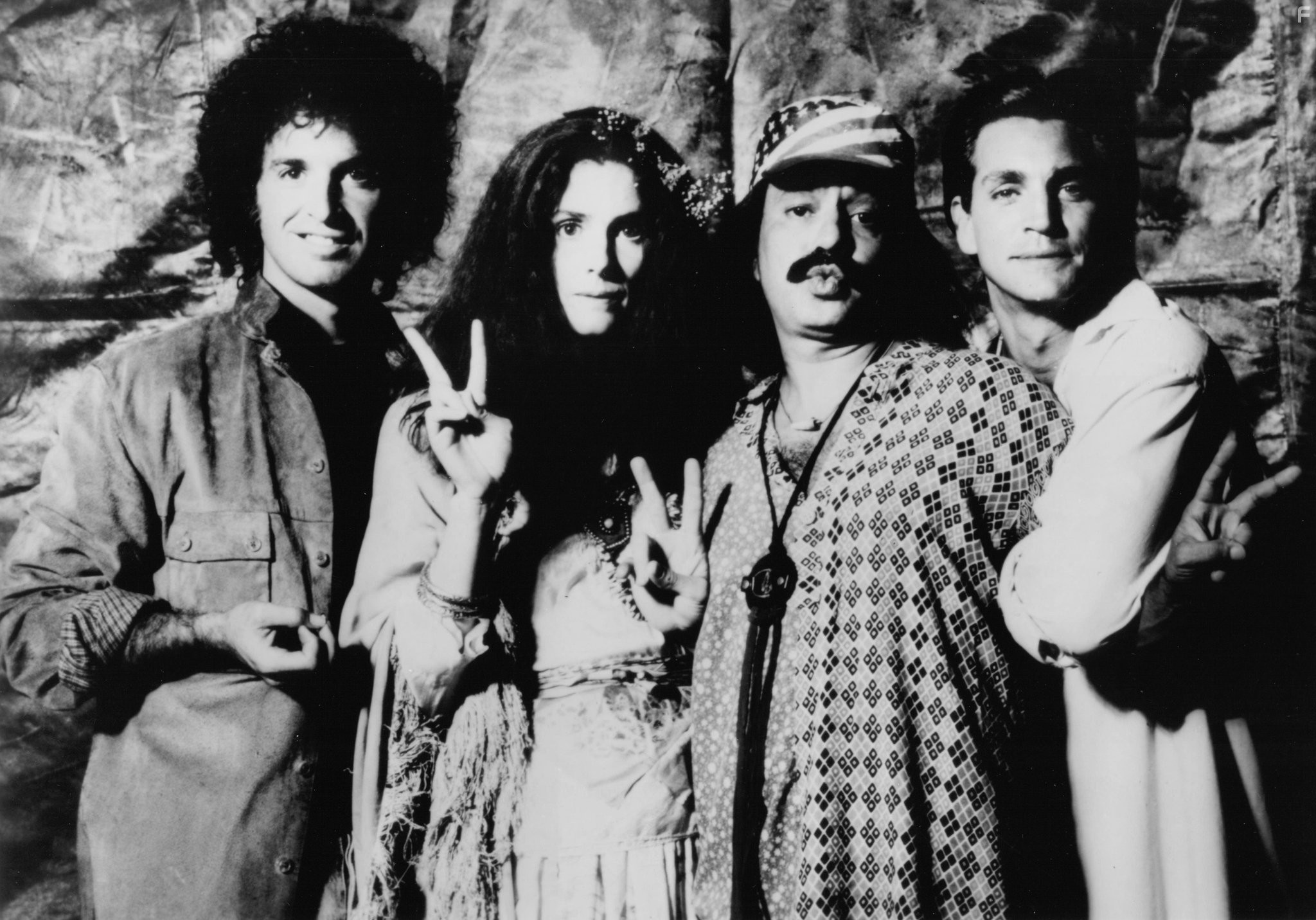 Eric Roberts, Robert Carradine, Cheech Marin, and Julie Hagerty in Rude Awakening (1989)