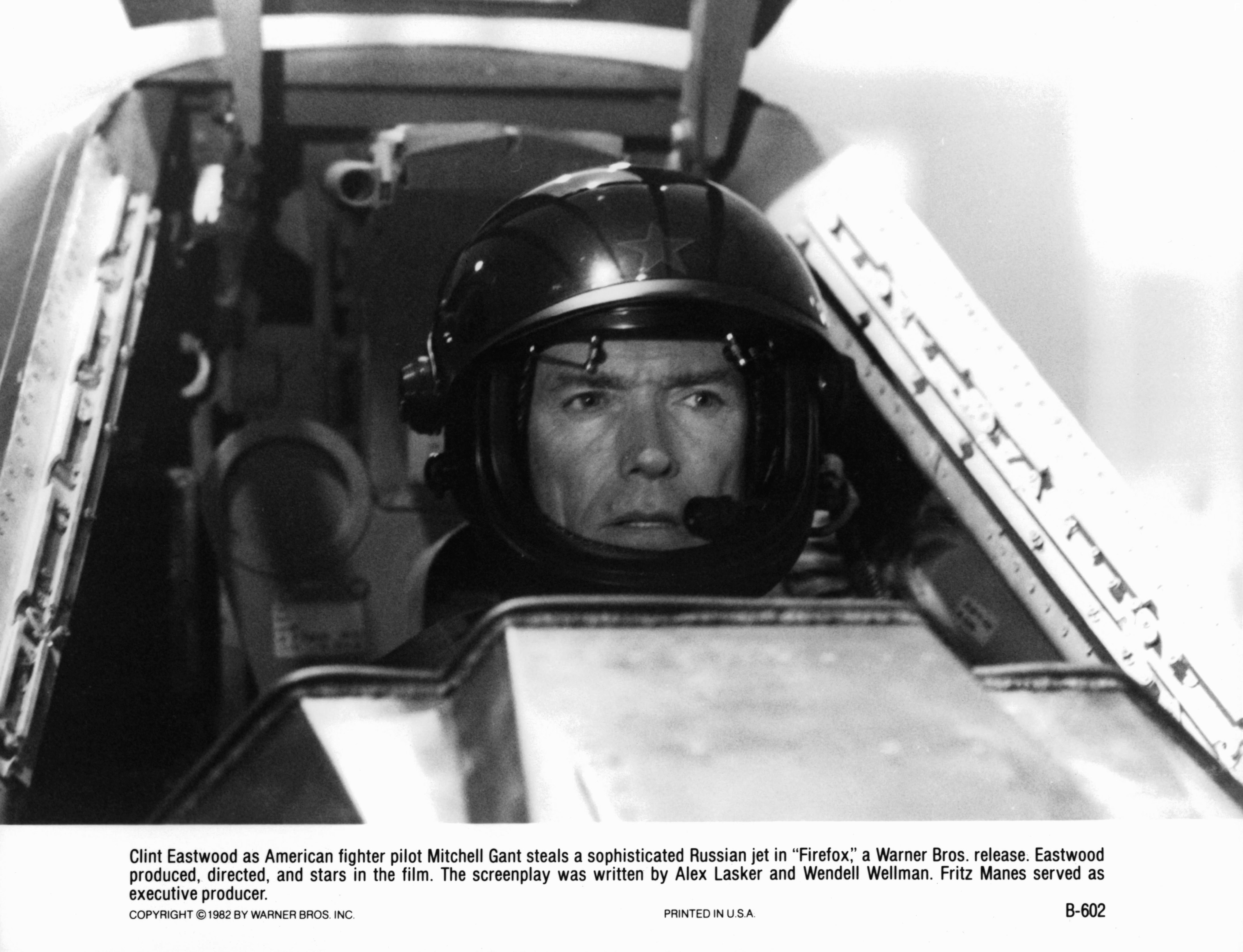 Clint Eastwood in Огненный лис (1982)