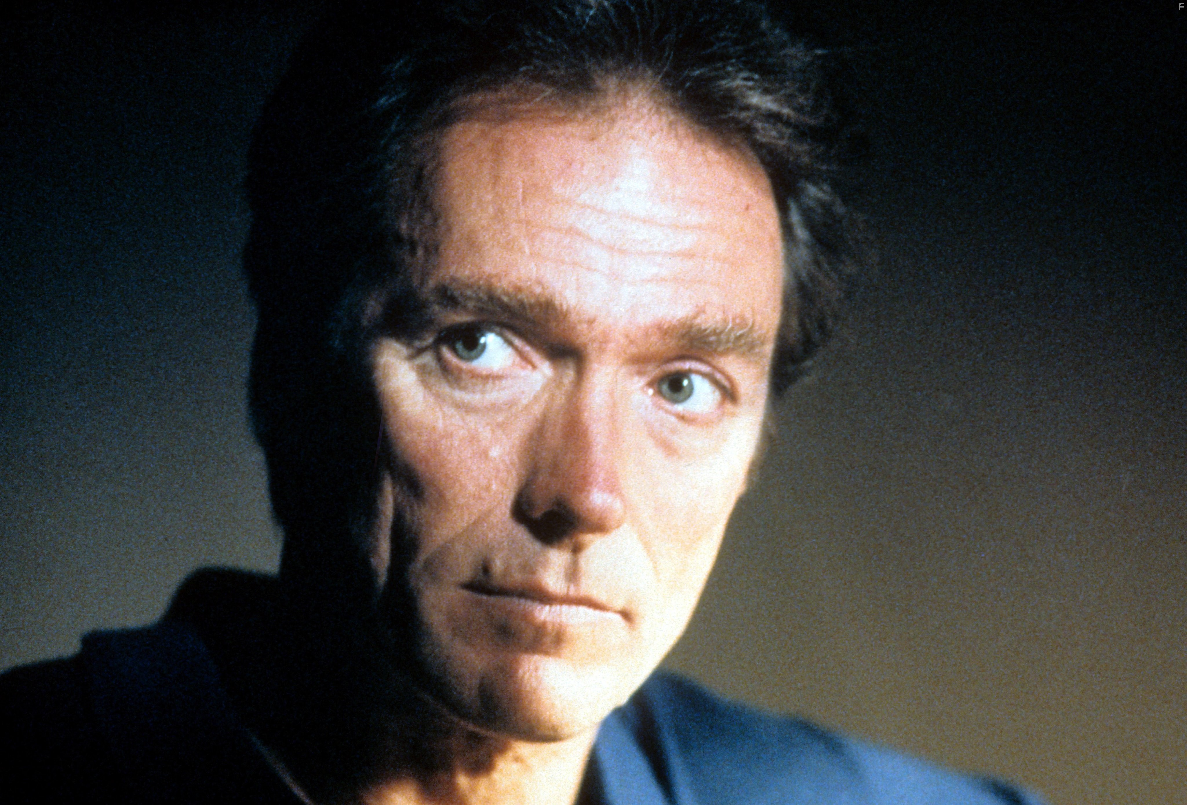 Clint Eastwood in Огненный лис (1982)