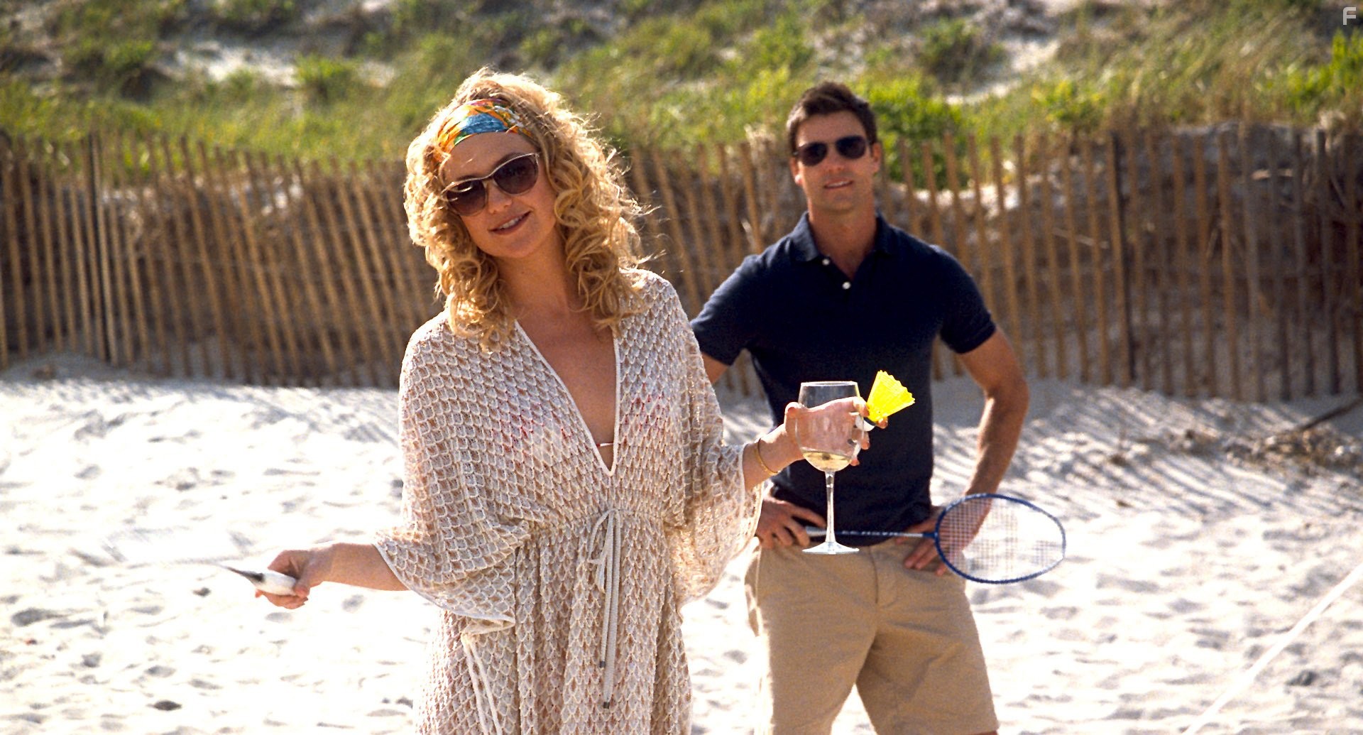 Kate Hudson and Colin Egglesfield in Жених напрокат (2011)