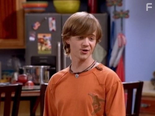 Jason Earles in Ханна Монтана (2006)