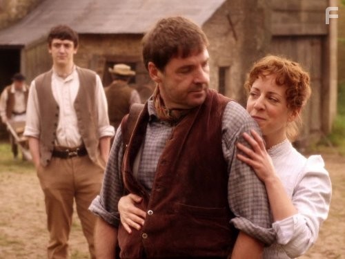 Claudie Blakley, Brendan Coyle, and John Dagleish in Чуть свет - в Кэндлфорд (2008)