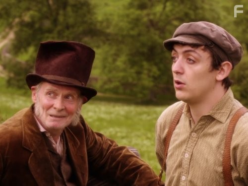 Karl Johnson and John Dagleish in Чуть свет - в Кэндлфорд (2008)