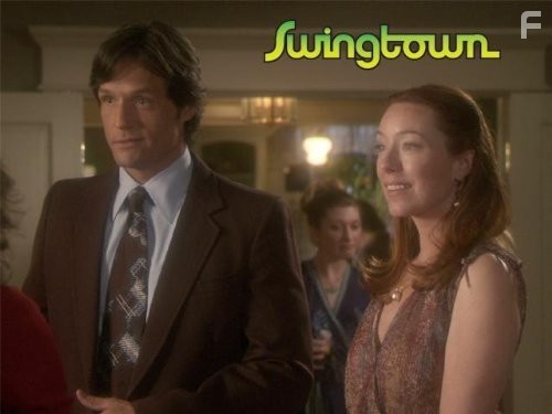 Molly Parker in Город свингеров (2008)