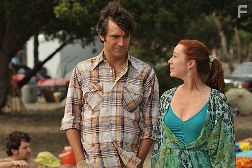 Jack Davenport and Molly Parker in Город свингеров (2008)