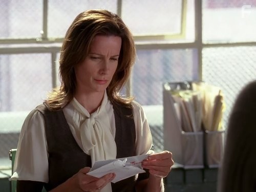 Rachel Griffiths in Братья и сестры (2006)