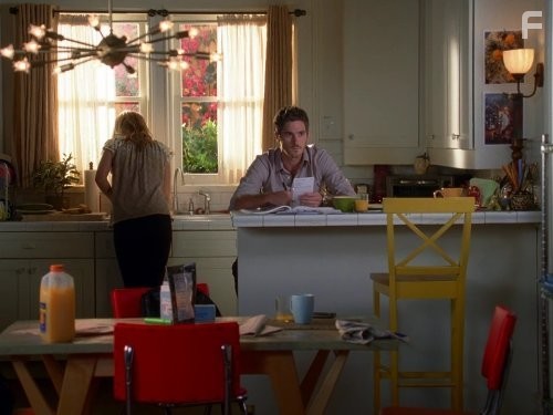 Dave Annable in Братья и сестры (2006)