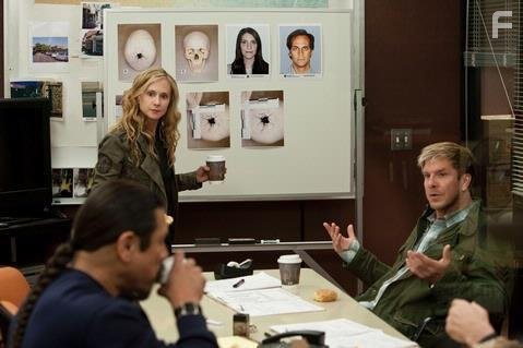 Holly Hunter, Gregory Cruz, and Kenny Johnson in Спасите Грейс (2007)