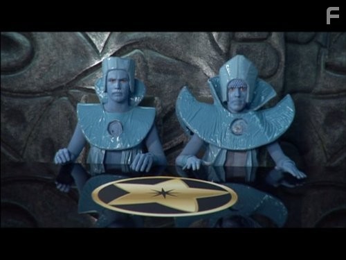 Городские приматы (2007)