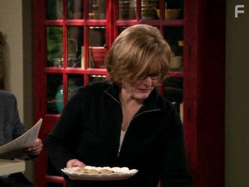 Jane Curtin in Холостяк Гари (2008)