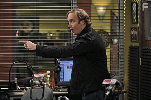 Jay Mohr in Холостяк Гари (2008)