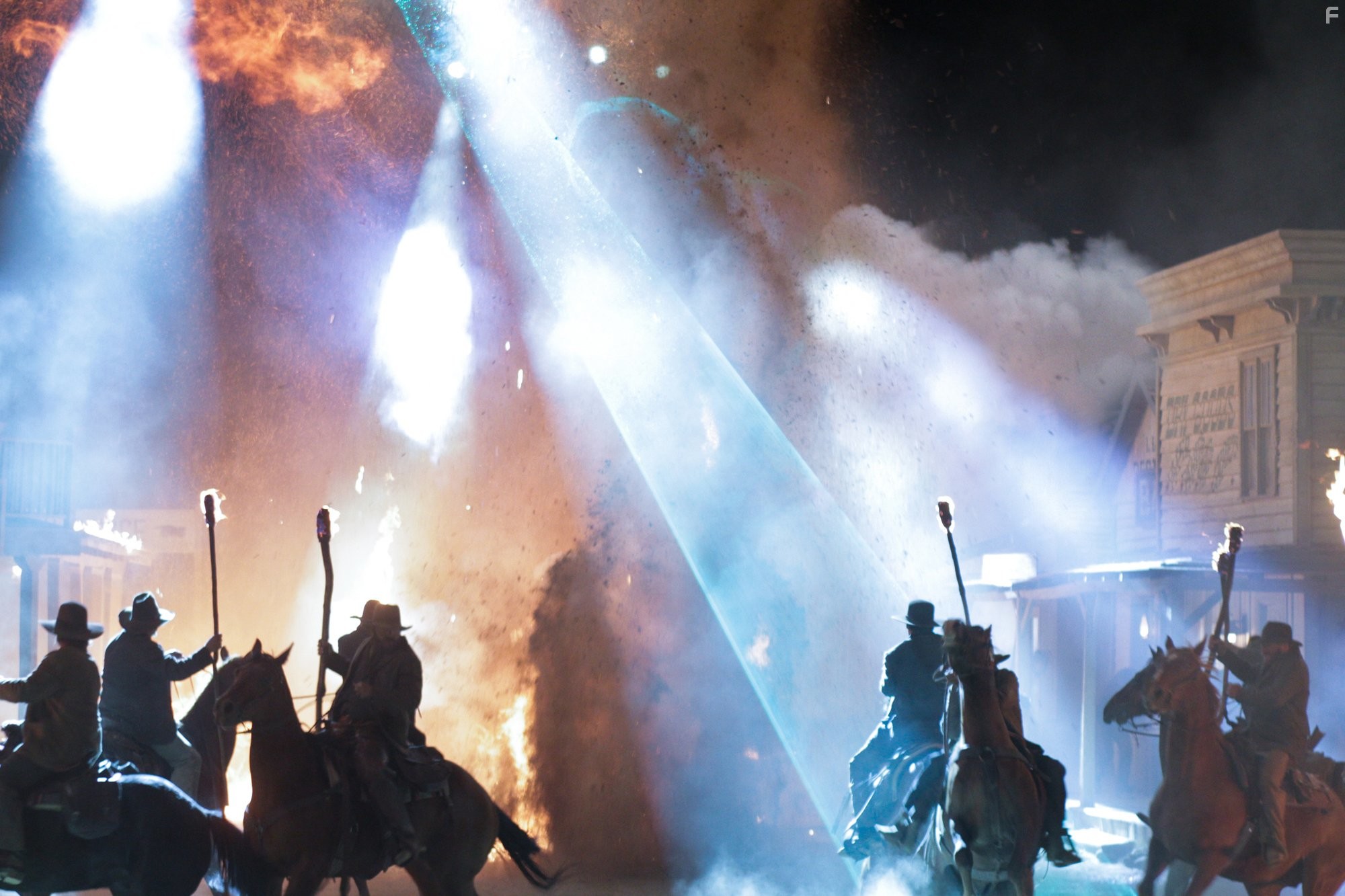 Ковбои против пришельцев (2011)