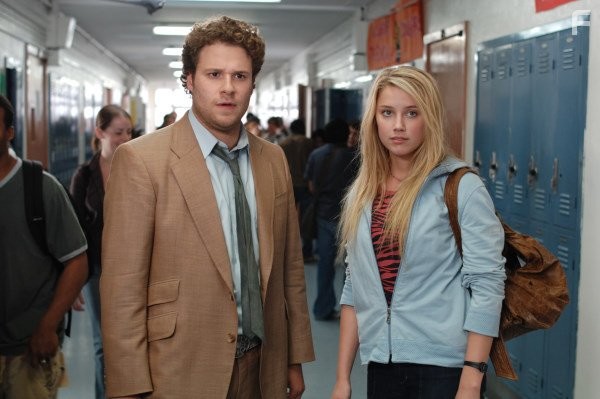 Seth Rogen and Amber Heard in Ананасовый экспресс: Сижу, курю (2008)