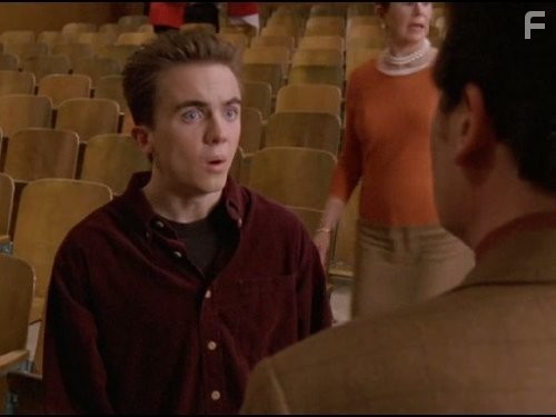 Frankie Muniz in Малкольм в центре внимания (2000)