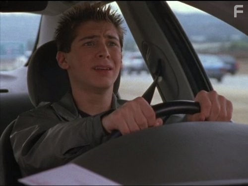 Justin Berfield in Малкольм в центре внимания (2000)