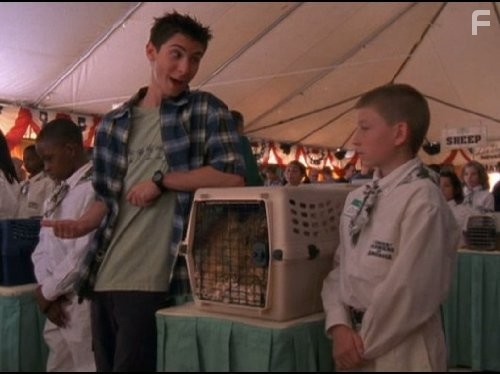 Justin Berfield and Erik Per Sullivan in Малкольм в центре внимания (2000)