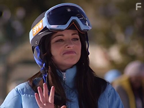 Ashley Rickards in Неуклюжая (2011)