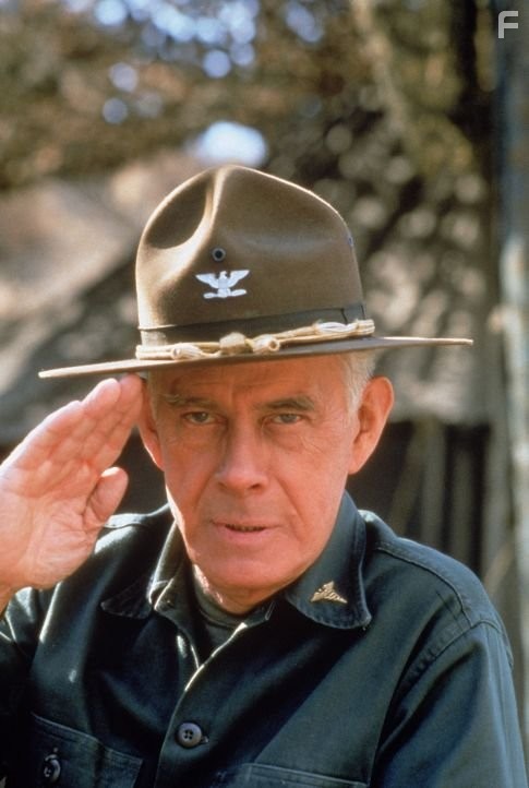 Harry Morgan in Чертова служба в гoспитале M*A*S*H (1972)