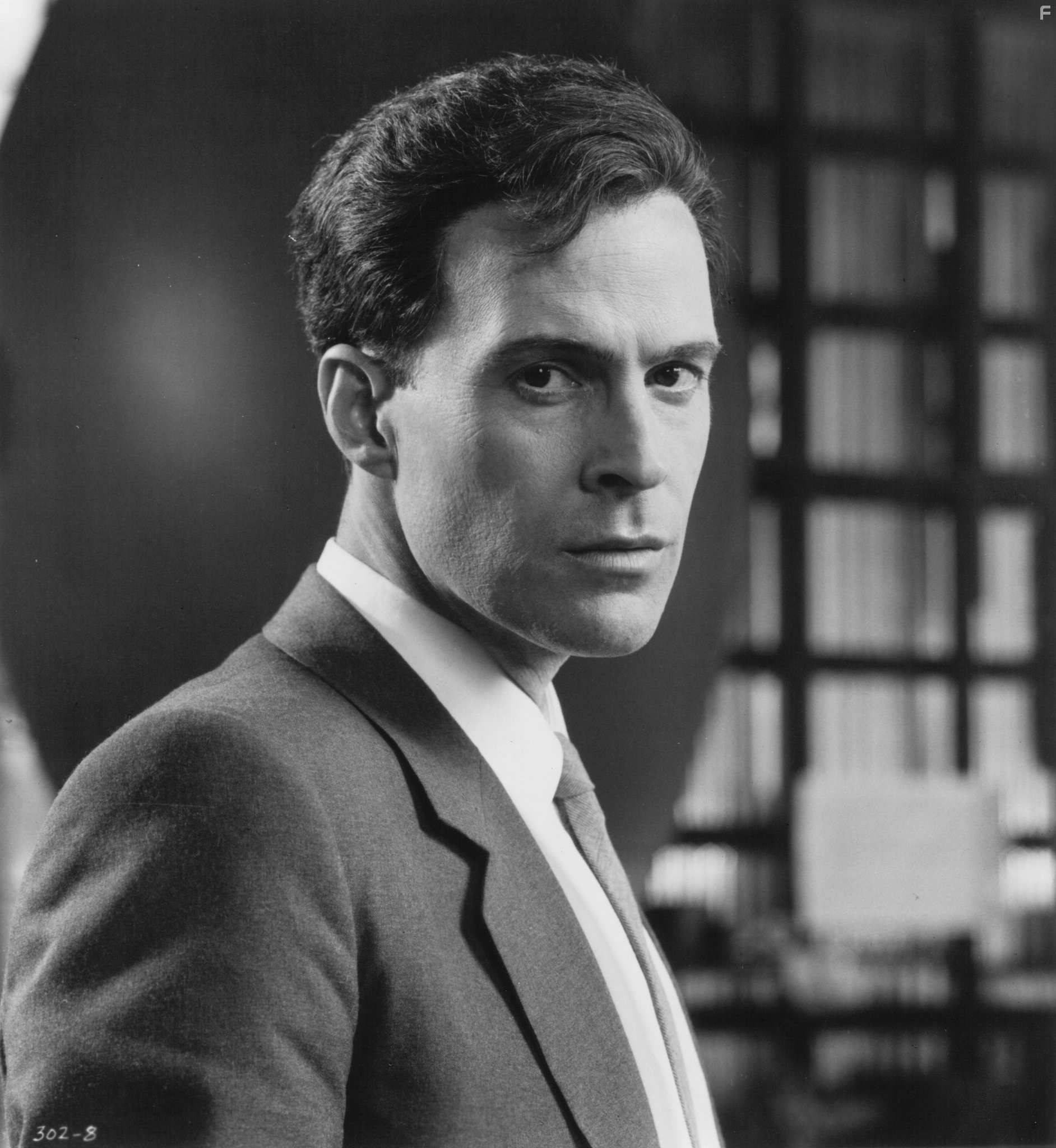 Dwight Schultz in Создатели тени (1989)