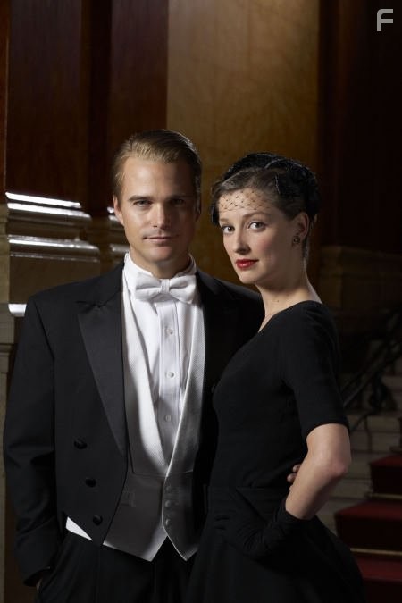 Chris O'Donnell and Alexandra Maria Lara in Контора (2007)